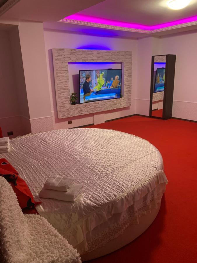 Karra Hotels Voluntari Екстериор снимка