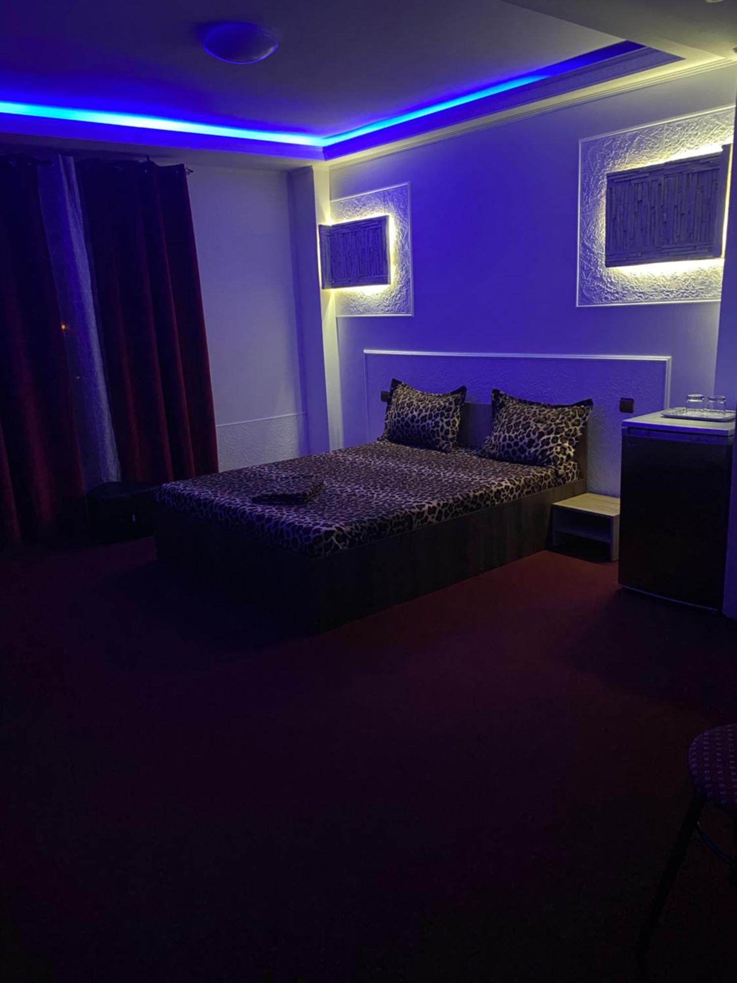 Karra Hotels Voluntari Екстериор снимка