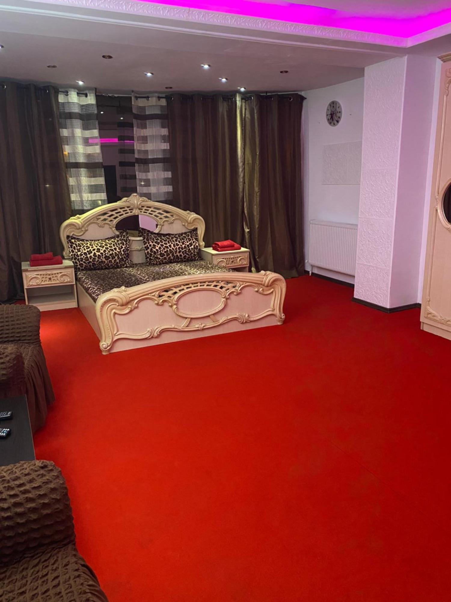 Karra Hotels Voluntari Екстериор снимка