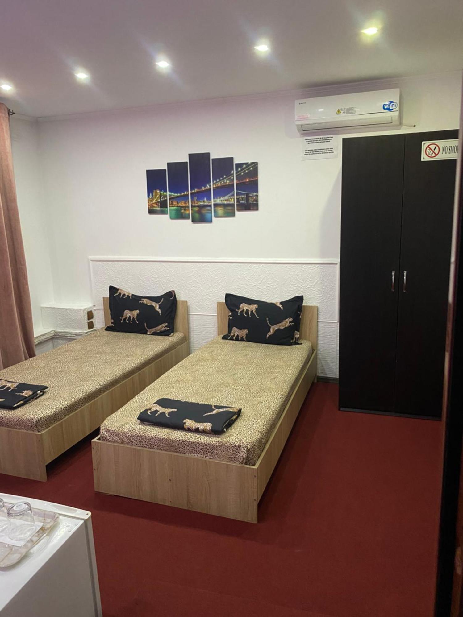 Karra Hotels Voluntari Екстериор снимка
