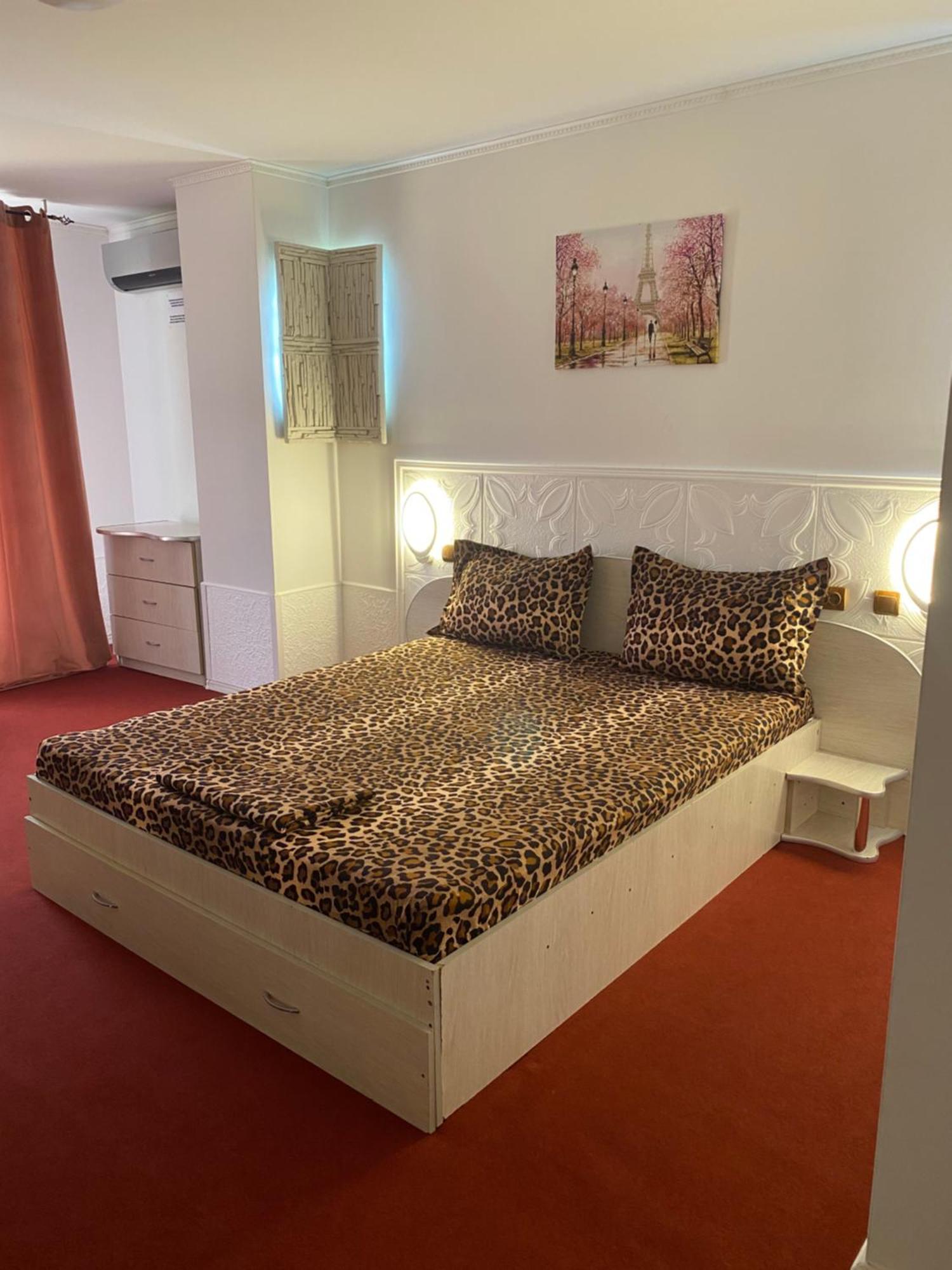 Karra Hotels Voluntari Екстериор снимка